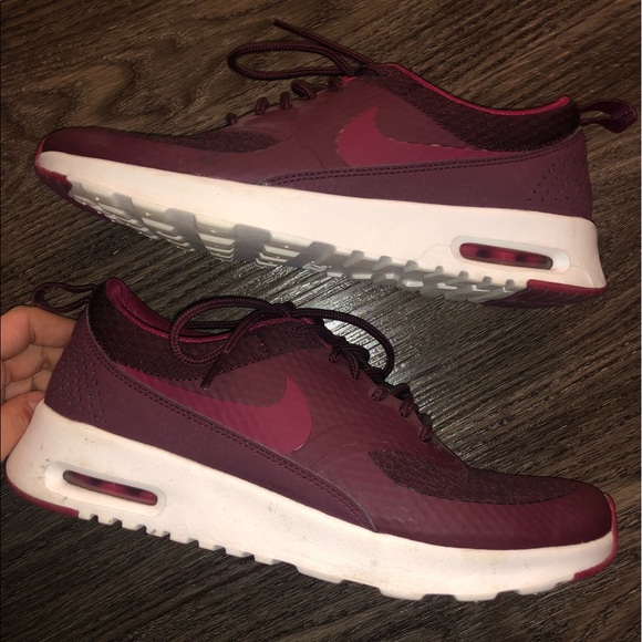 Burgundy Nike Running Shoes - Picture 4 of 5